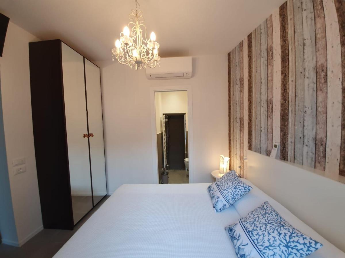 Residenza Azzurra Hotel Cattolica Luaran gambar